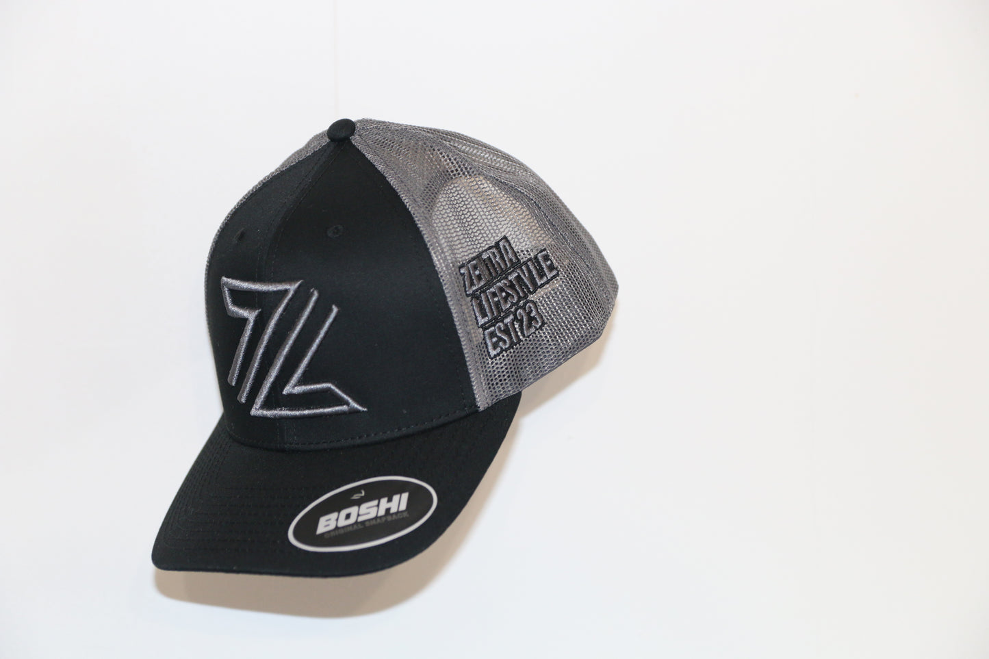 legacy grey / black cap